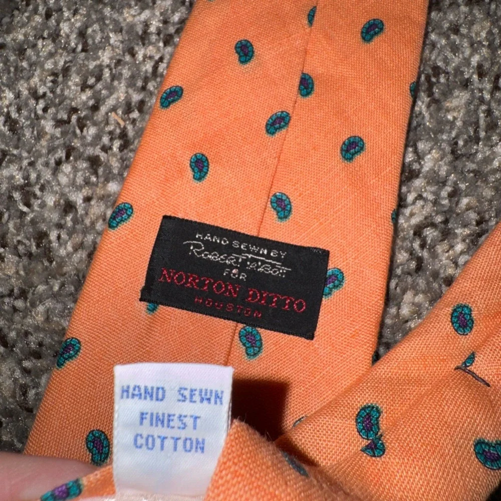 Robert Talbott Norton Ditto Vintage Cotton Tie Orange Paisley Made in England